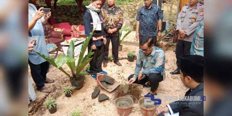 Camat Bojonggenteng Hadiri Wisuda dan Peletakan Batu Pertama untuk Pembangunan Gedung Ponpes Daarul Yusr