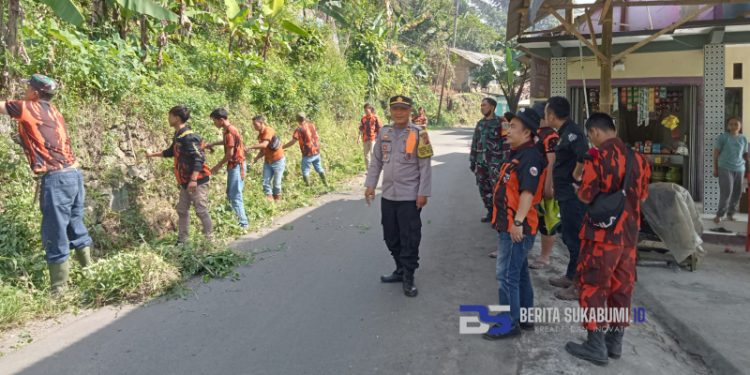 Tepat di Hari Bhayangkara Ke-76, Ormas PP PAC Cidahu Gelar Bhakti Sosial