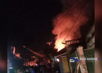 Diduga Korsleting Listrik, Sebuah Rumah di Desa Tangkil Cidahu Hangus Terbakar
