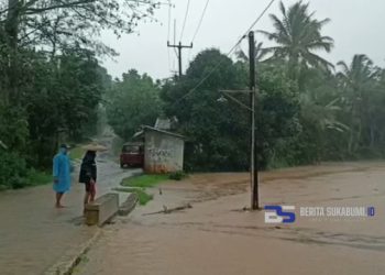 Waspada!! Akibat Curah Hujan Banjir dan Longsor Terjadi di Beberapa Titik di Wilayah Jampangtengah