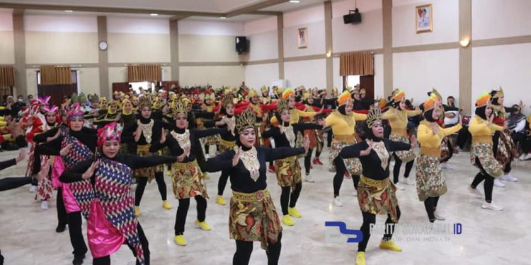 Bupati Sukabumi Launching Senam Gurilapss Sebagai Olah Raga Kebugaran Khas Sukabumi