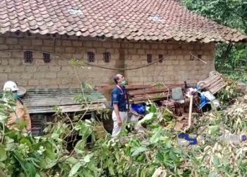 Longsor di Desa Kutajaya, PT Amerta Indah Otsuka Tinjau Langsung Lokasi