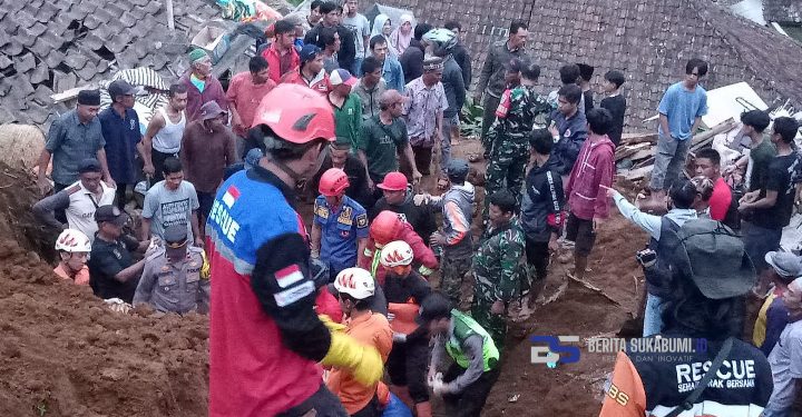Relawan Cicurug Peduli, Bantu Evakuasi Bencana Longsor di Kecamatan Caringin