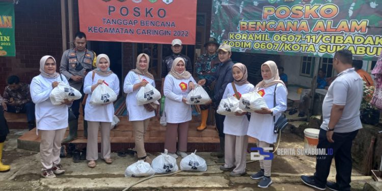 Srikandi Gerindra Siti Hilmiati Fauziah Bareng RAI Heri Gunawan Bantu Korban Bencana Longsor Pasir Datar