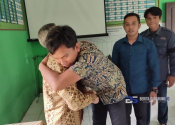 Isak Tangis Warnai Purnabakti Kepala BPP Cicurug