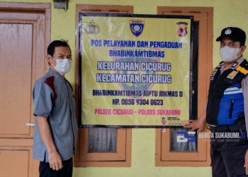 Hari Ini, Anggota Bhabinkamtibmas Polsek Cicurug Serentak Memasang Baliho Pos Pelayanan dan Pengaduan di Masing-masing Desa dan Kelurahan