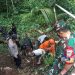 Sebuah Tebing di Desa Pasawahan Longsor, Petugas Gabungan di Cicurug Terjun Bantu Evakuasi