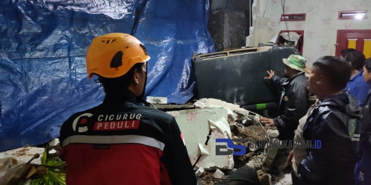 Tembok Rumah Ambruk, Lima Warga Desa Benda Tertimpa, Begini Kondisinya!!