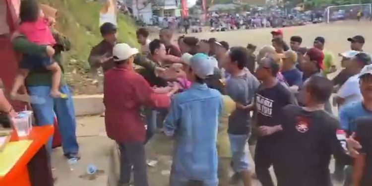Sepak Bola Tarkam Rusuh di Nagrak Sukabumi