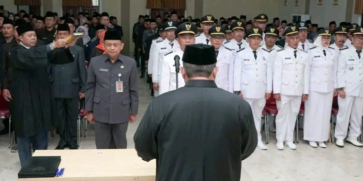 Pelantikan dan Pengambilan Sumpah, Bupati: Jaga Amanah Kunci Percepatan Pembangunan