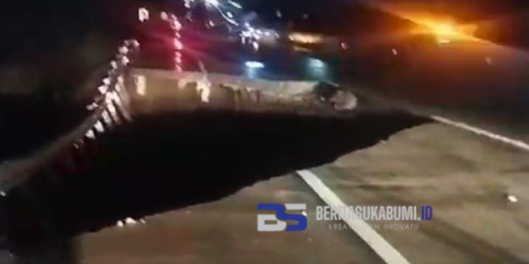 Waduh!! Jalan Tol Bocimi KM 64 Amblas, Mobil Isuzu Panther Terperosok