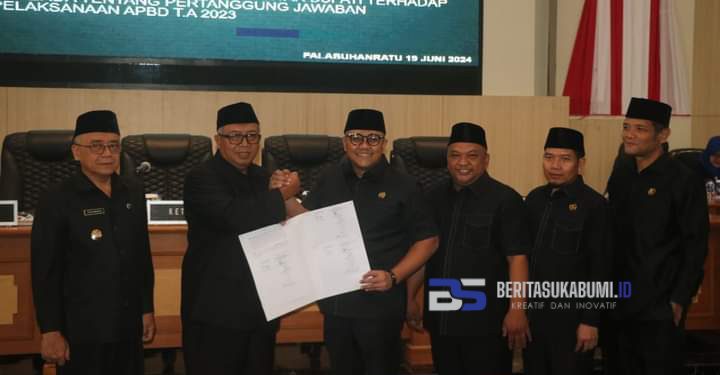 Rapat Paripurna DPRD, Bupati Sukabumi Apresiasi Kinerja Semua Pihak atas Diraihnya WTP Tahun 2023
