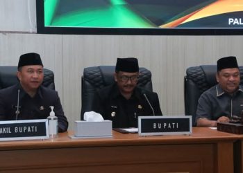 Bupati Sukabumi Sampaikan Jawaban Atas Pandangan Umum Fraksi-fraksi