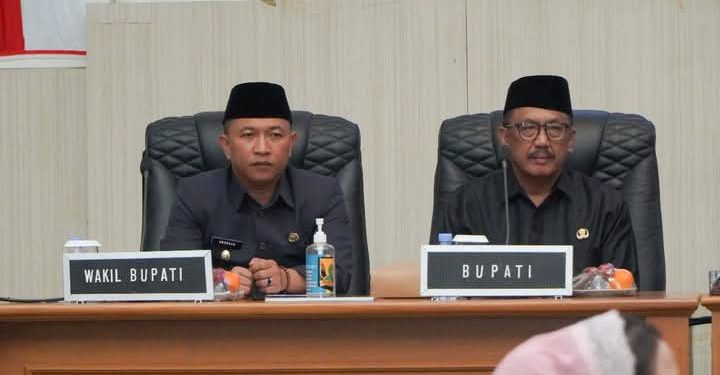 Bupati Bersama Wakil Bupati Sukabumi Hadiri Rapat Paripurna DPRD, Bahas Sejumlah Raperda