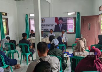 Dewan Aang Reses Bareng Puluhan Warga dari Tiga Desa di Kecamatan Cicurug, Pelaku UMKM Mendapatkan Bantuan Secara Tunai