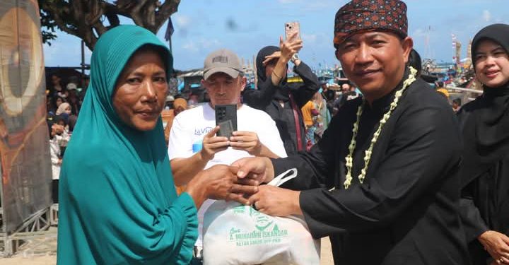 Perayaan Hari Nelayan Ujunggenteng ke 59, Wabup: Sektor Perikanan Pendukung Strategis Ekonomi Maritim Indonesia