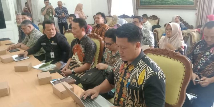 Menyusun Dokumen Perencanaan Pembangunan, Dewan Deni: Pentingnya Sinergi Antara DPRD dan Pemda