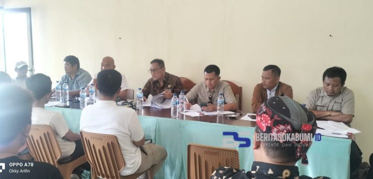 Warga Mengeluh Bau, Komisi III DPRD Kab. Sukabumi Tinjau Peternakan Ayam di Cidahu