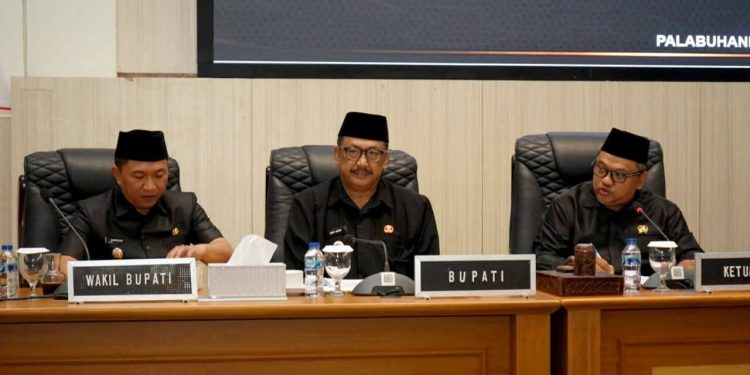 Bupati Apresiasi Pandangan Umum Fraksi DPRD Kabupaten Sukabumi