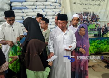 CV Ikrama Plastik dan Forum Peduli Lingkungan Santuni Ratusan Anak Yatim dari Tiga Desa 