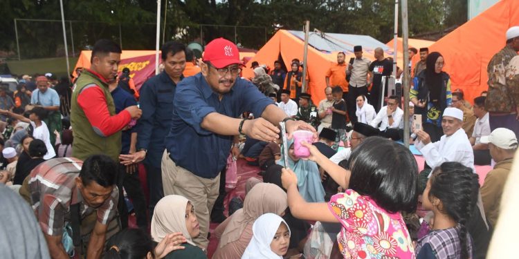 Buka Puasa Bersama Penyintas Bencana, Bupati: Pemerintah Selalu Ada di Sisi Masyarakat