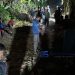 Semangat Gotong Royong Warga Cicohag Wujudkan Jalan TPU yang Layak