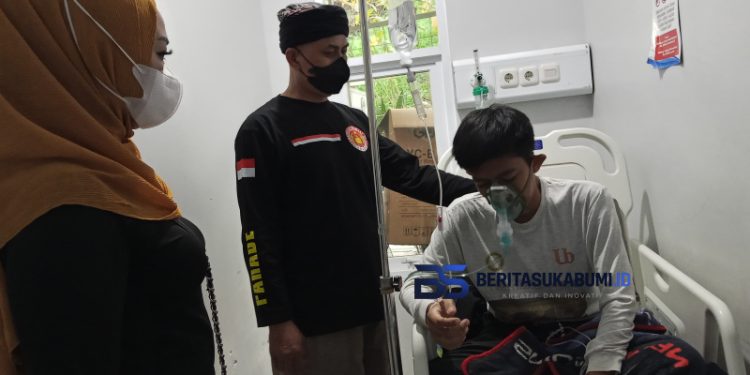 Bantu Warga Sakit, Ketua Harian DPD PSI Sukabumi Lunasi Tunggakan dan Aktifkan Kembali BPJS