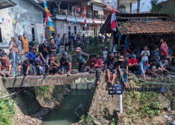 Sambut HUT RI ke-81, Warga Kampung Sasak Dua RT 03/03 Gelar Lomba Mancing Ikan Mas di Bendungan Sungai Jembatan