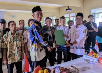 24 Ketua RT Se-Desa Caringin Dilantik, Kades Parid Rudin: Sinergi Kunci Kemajuan Bersama