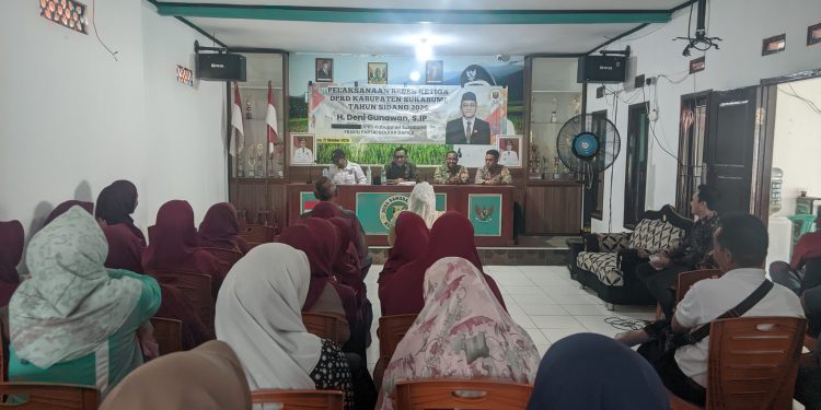 Reses di Desa Bangbayang, Warga Sampaikan Tiga Isu: Pertanian, Bank Emok, dan Penataan Lingkungan